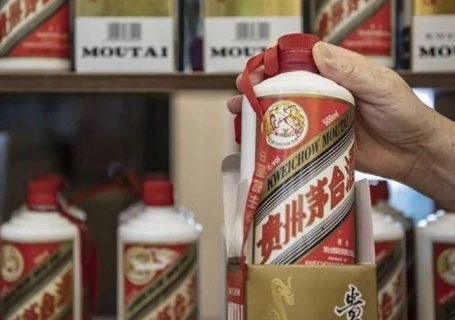 洛阳茅台酒回收行情持续下跌，2024年茅台酒行情还乐观吗？